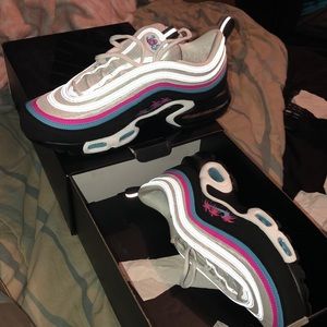 Air Max Plus/ 97